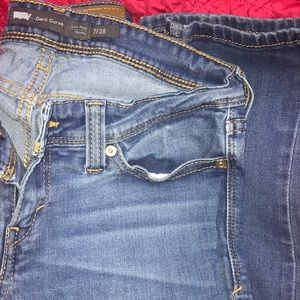 Levi’s Demi Curve Low Rise Skinny Jeans Size 7/28
